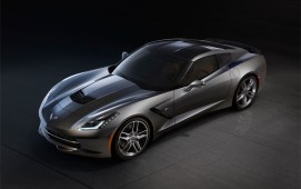 2014-Chevrolet-Corvette-001