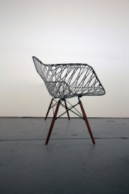 carbon_fiber_eames_sofa_matthew_strong_04-thumb-468x702-69500